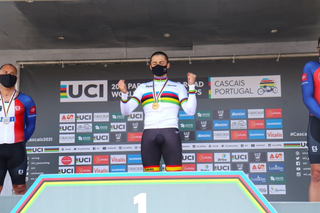 Joan Reinoso conquista el oro mundial en la contrarreloj