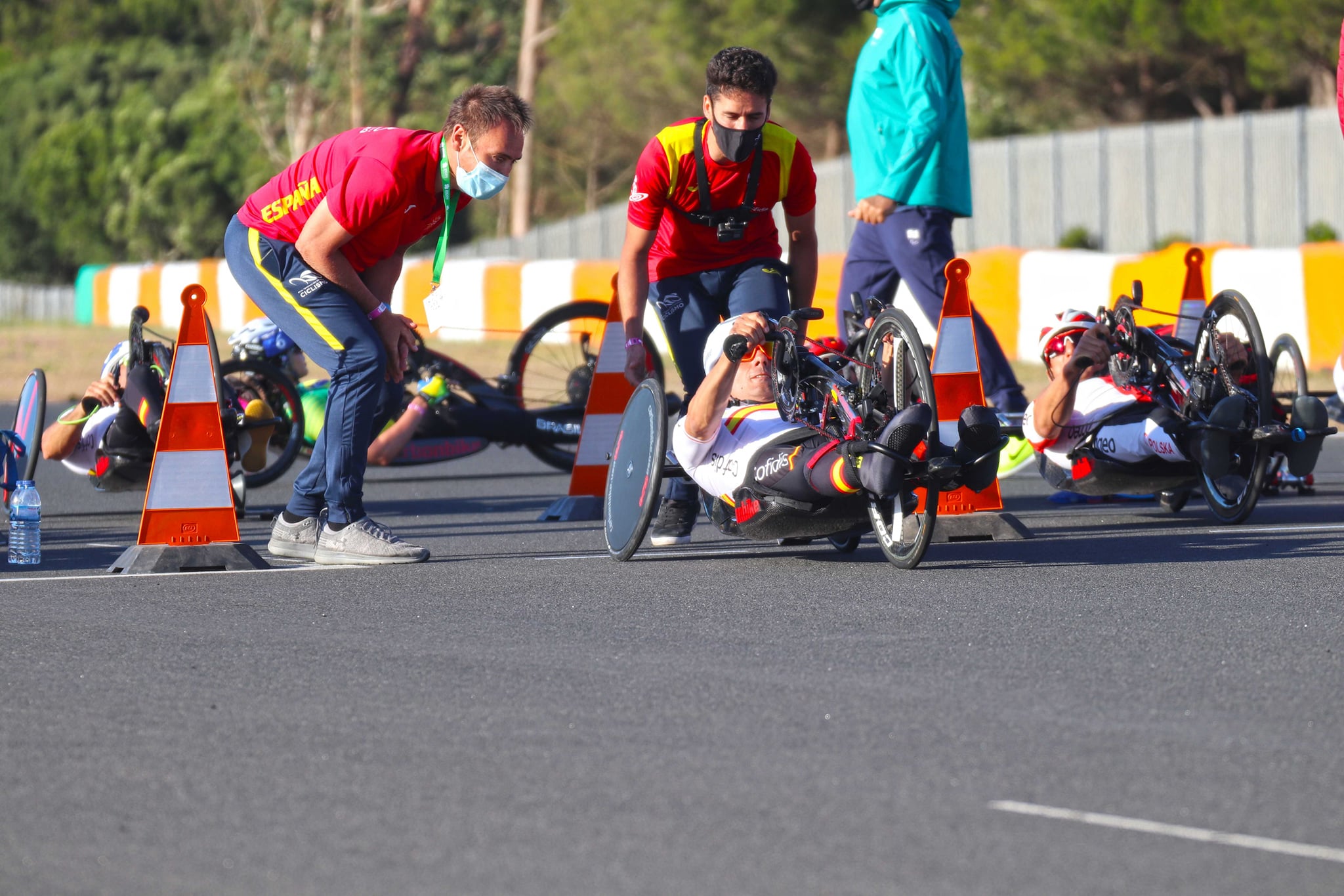 El Team Relay español abre el Mundial de ciclismo con una plata