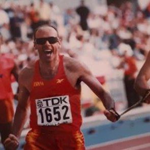 Julio Requena, un ‘ave Fénix’ talentoso del tartán