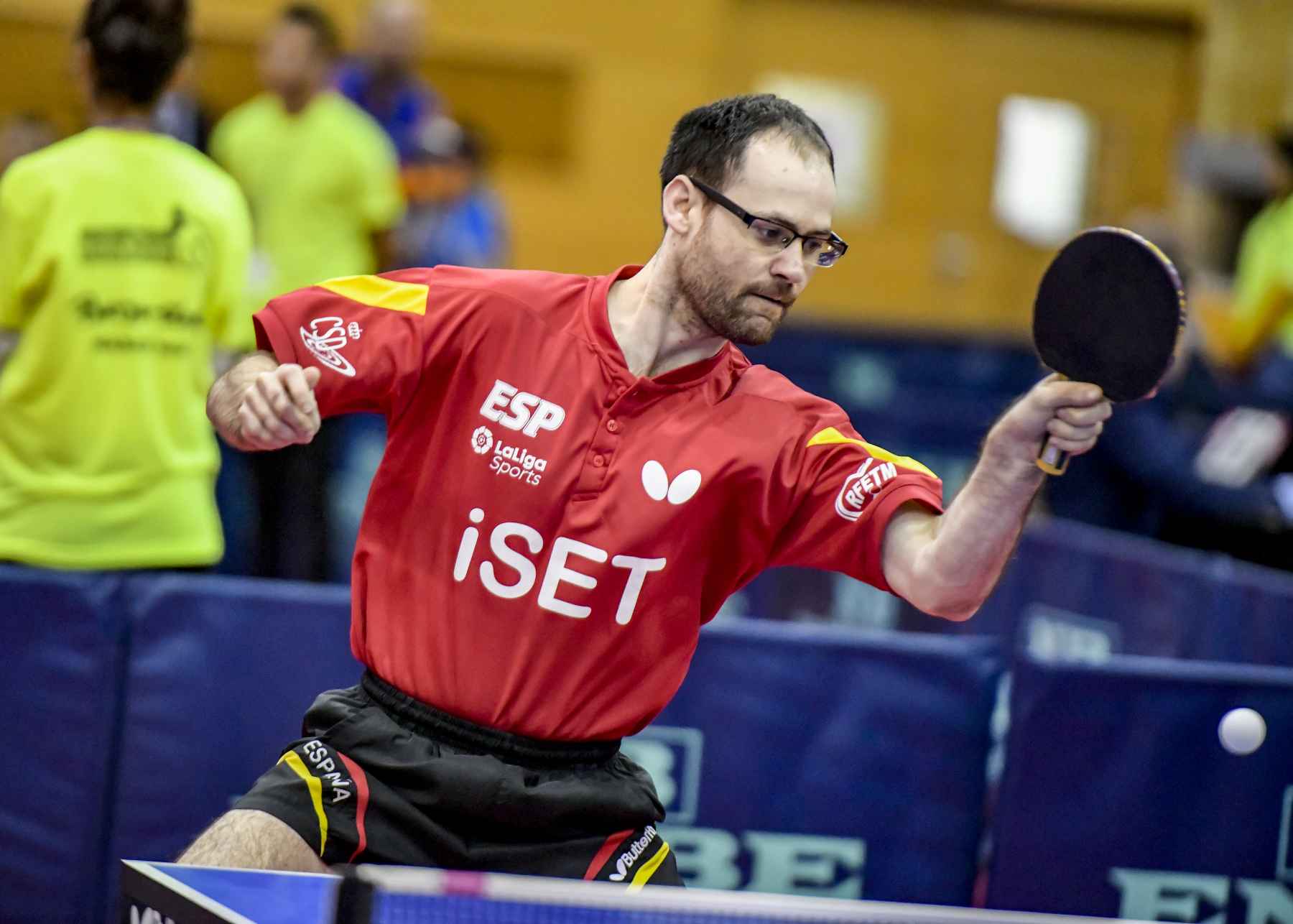 Eduardo Cuesta, una vida de superación golpeando la bola