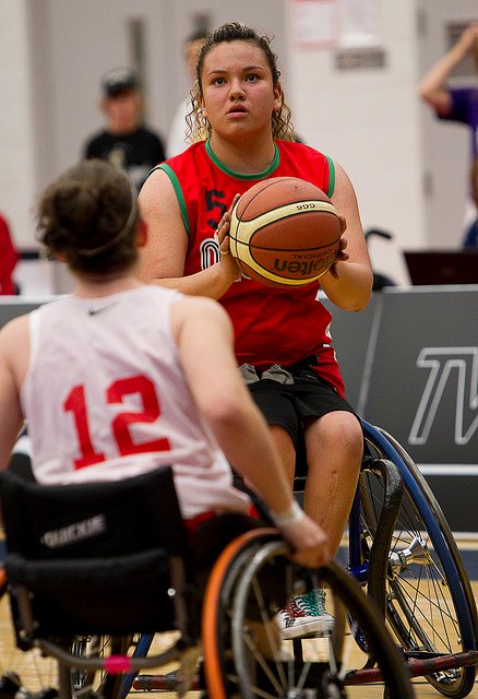 Isa López, sangre azteca y garra española en la cancha