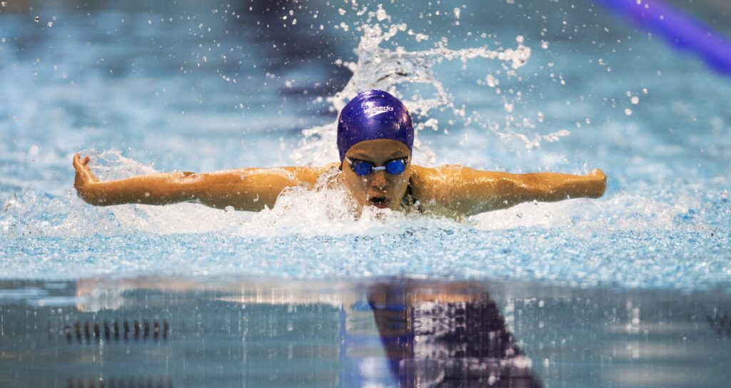 Isabel Yinghua Hernández, la ‘bella durmiente’ que sueña despierta en el agua
