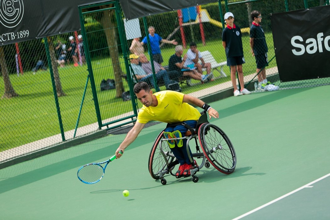 Kike Siscar, 'pasico a pasico' con la raqueta hasta el Ariake Tennis Park