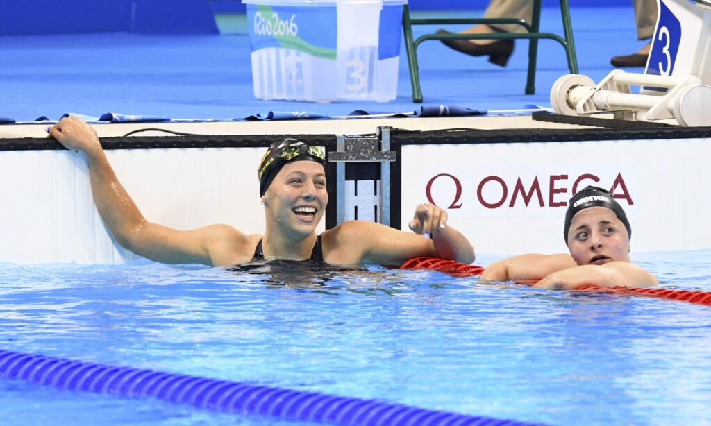 La risueña Núria Marquès, una joya que reluce en la piscina