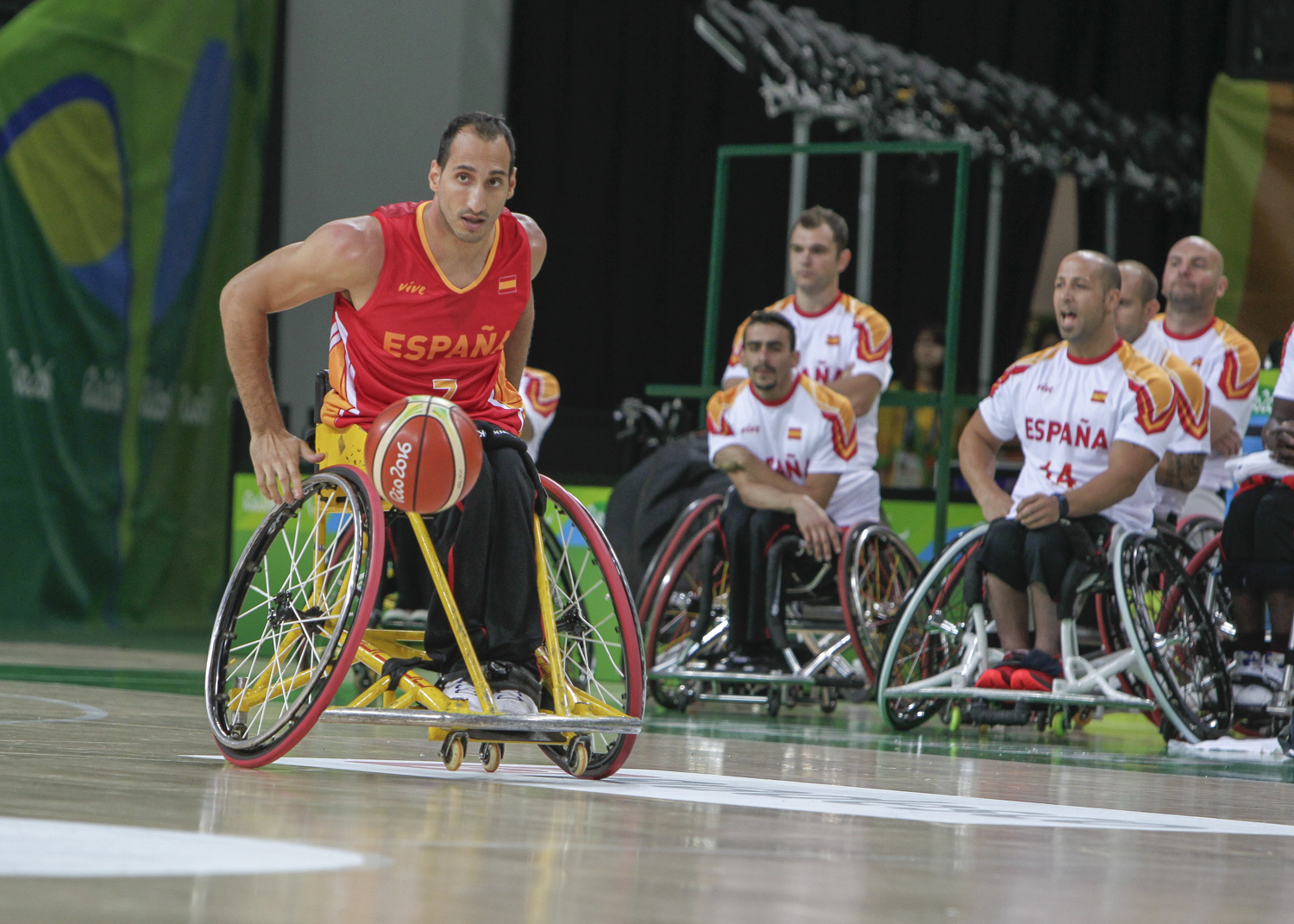 Los hermanos Zarzuela, los 'Zipi y Zape' de la cancha