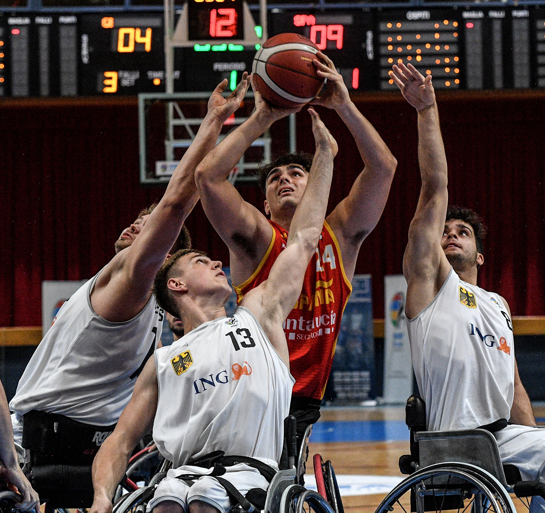 'Pincho' Ortega, la perla de la nueva hornada del baloncesto en silla