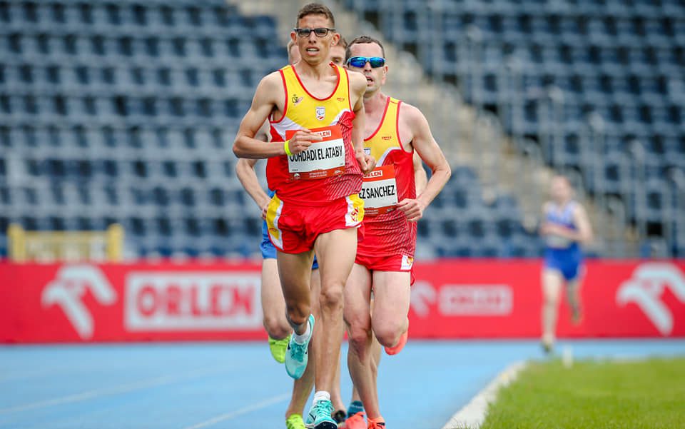 Yassine Ouhdadi, ligeras zancadas que buscan el podio paralímpico