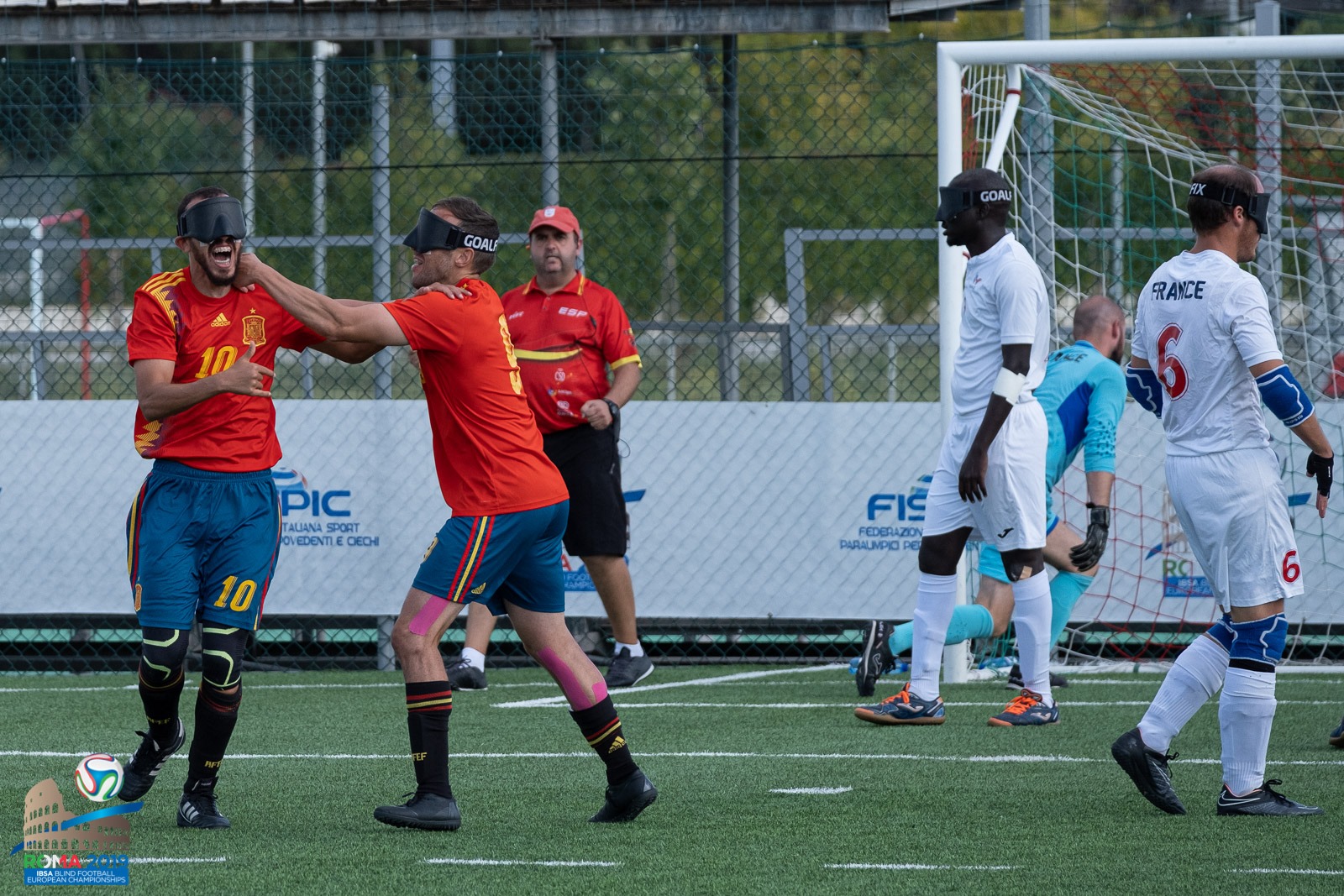 Youssef el Haddaoui, entre la religión y el fútbol para ciegos