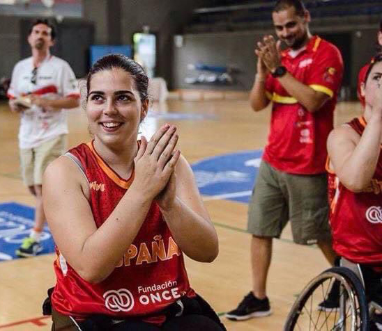 Beatriz Zudaire, inteligencia y descaro sobre el parqué