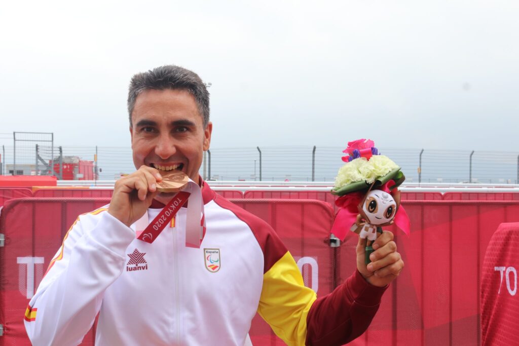 Luis Miguel García-Marquina, el bronce de un currante de la handbike