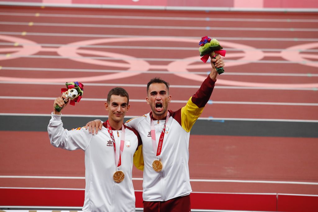 Gerard Descarrega y Guillermo Rojo vuelan hacia el oro