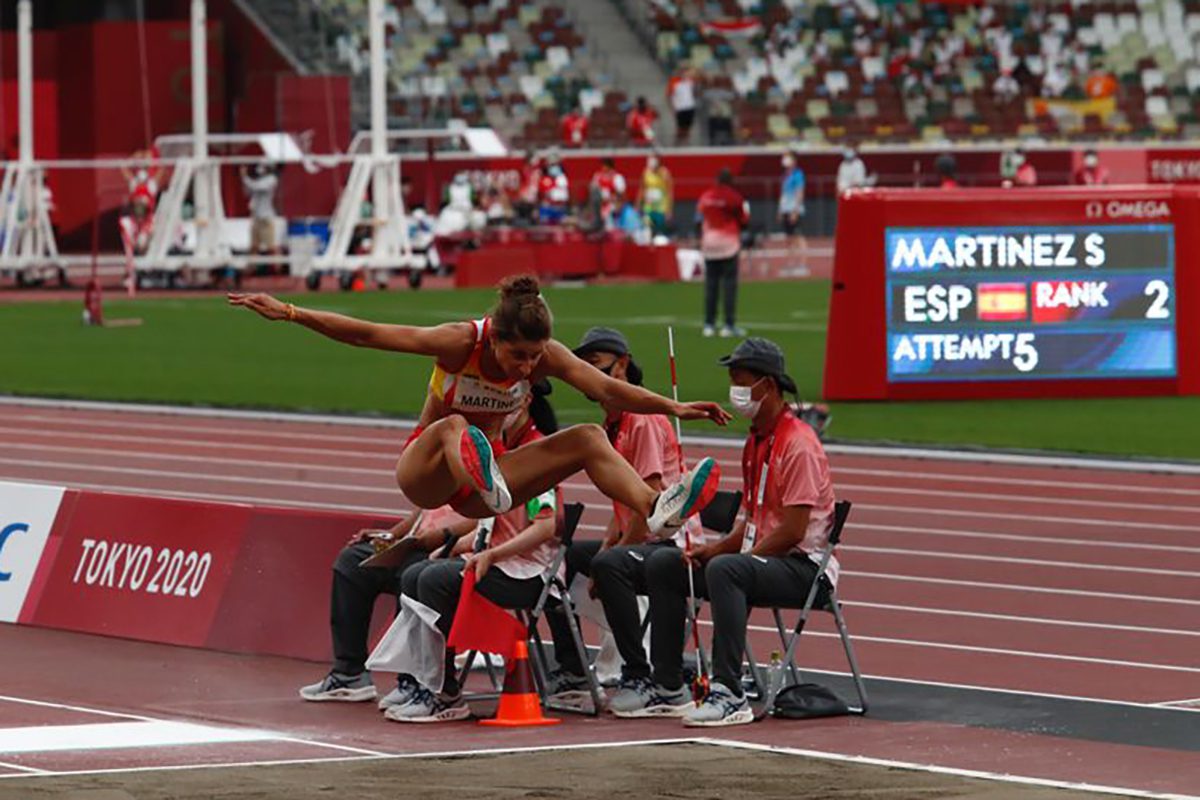 Sara Martínez, un brinco de plata paralímpica sobre el foso de arena