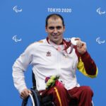 Toni Ponce vuela hacia la medalla de plata en 200 libre
