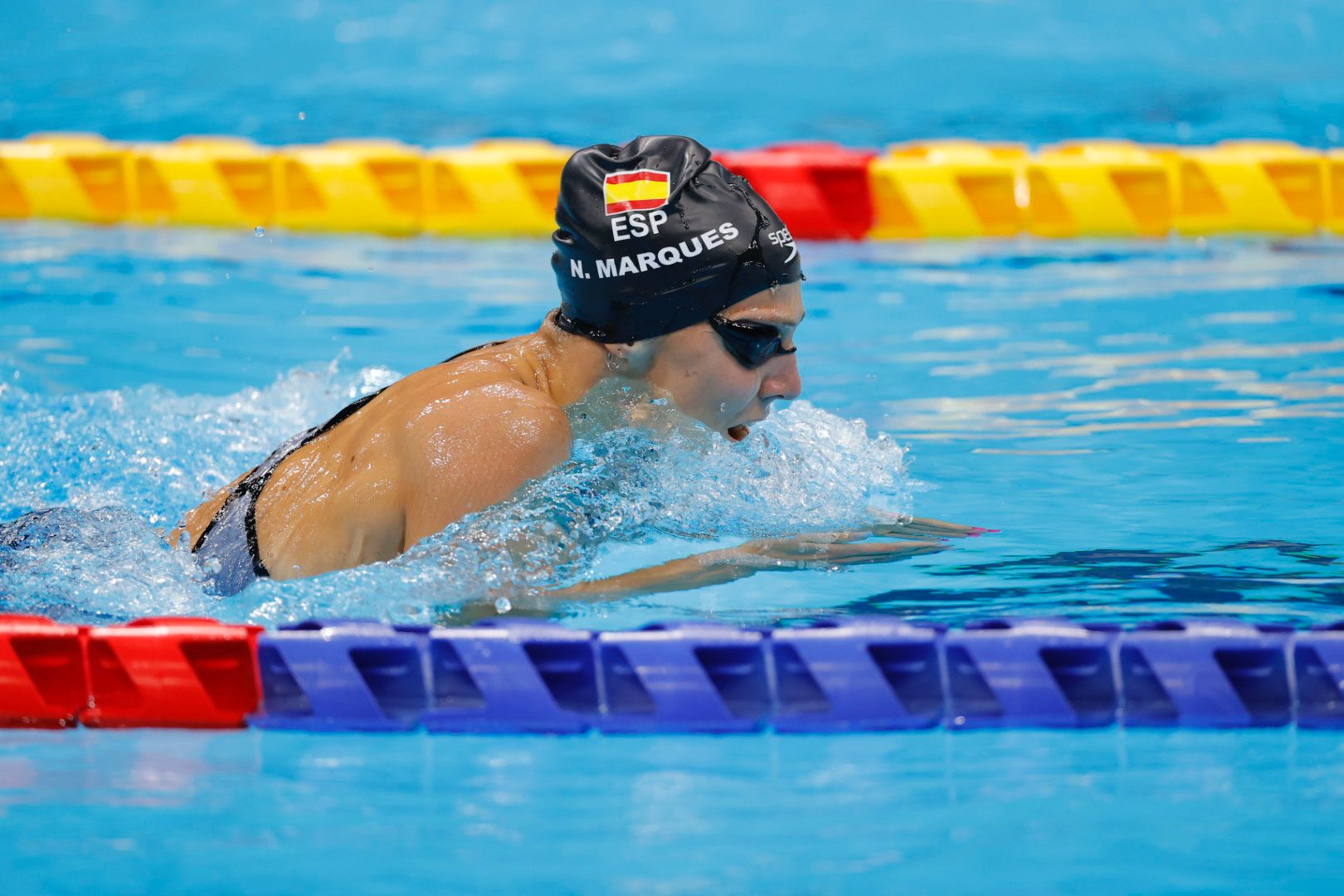 Nuria Marques se cuelga el bronce en 200 estilos