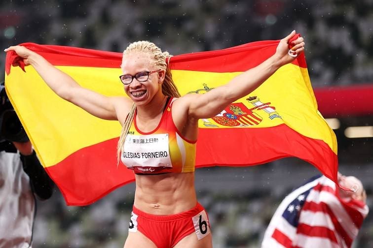 Adi Iglesias toma el relevo de Puri Santamarta sobre el tartán