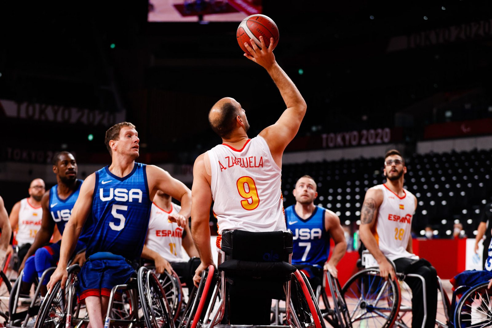 Estados Unidos despacha a España, que peleará por el bronce