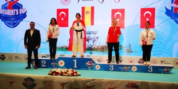 Dalia Santiago se cuelga el oro en el Europeo de taekwondo