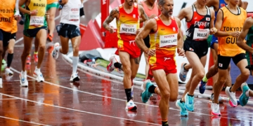 Alberto Suárez finaliza quinto en la maratón de Tokio