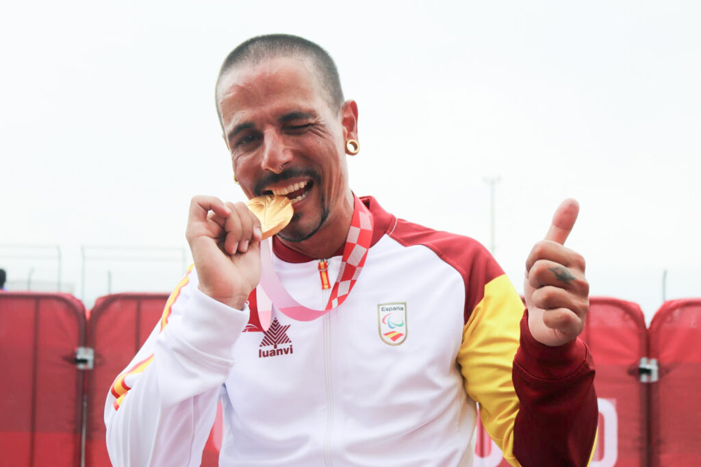 Sergio Garrote: "El oro en los Juegos supera cualquier maillot arco iris, pero ahora quiero ganar el Mundial"