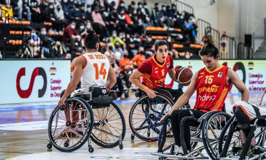 Holanda impone la lógica y España peleará por el bronce