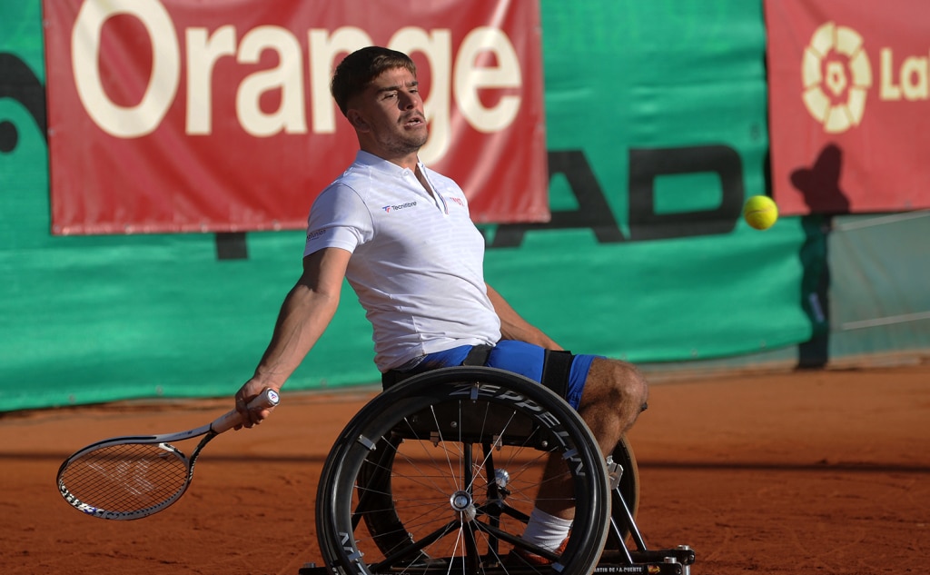 De la Puente alza su quinto Campeonato de España de tenis en silla