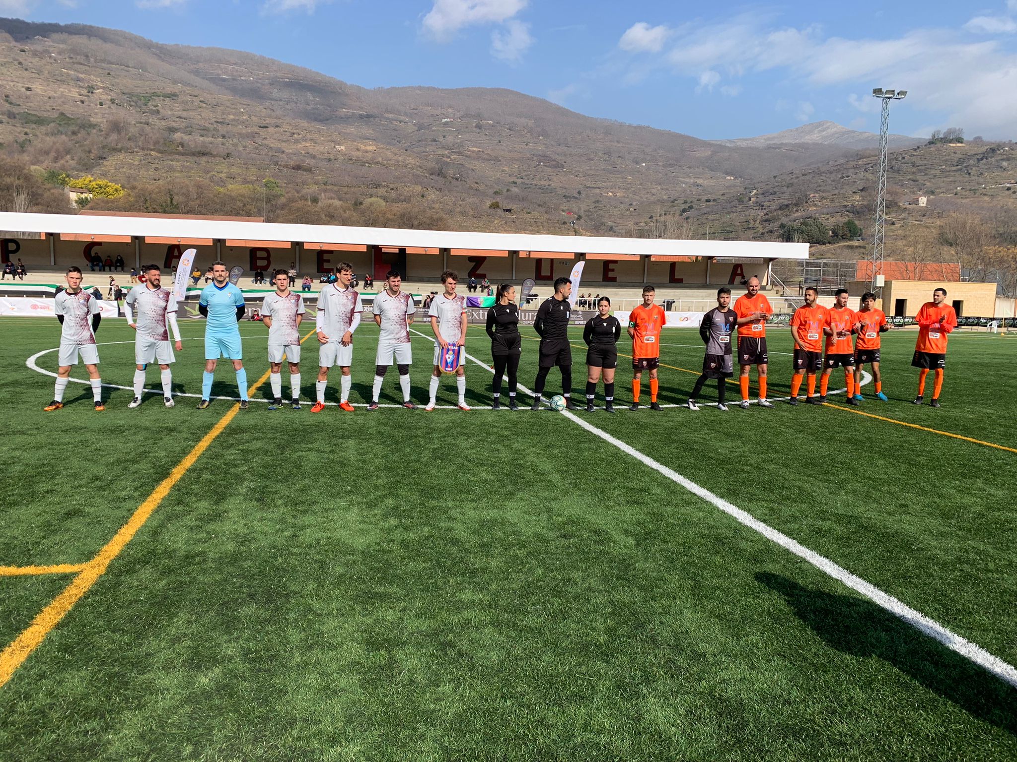 La Liga de fútbol 7 ya tiene a tres equipos clasificados para los playoffs