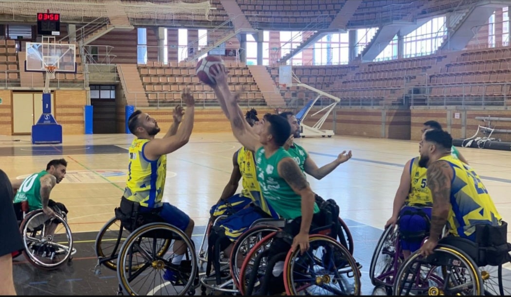 El Amiab pincha y la División de Honor de baloncesto en silla se aprieta