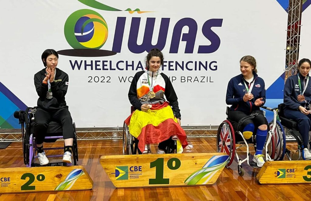 Judith Rodríguez conquista un histórico oro en la Copa del Mundo de esgrima 