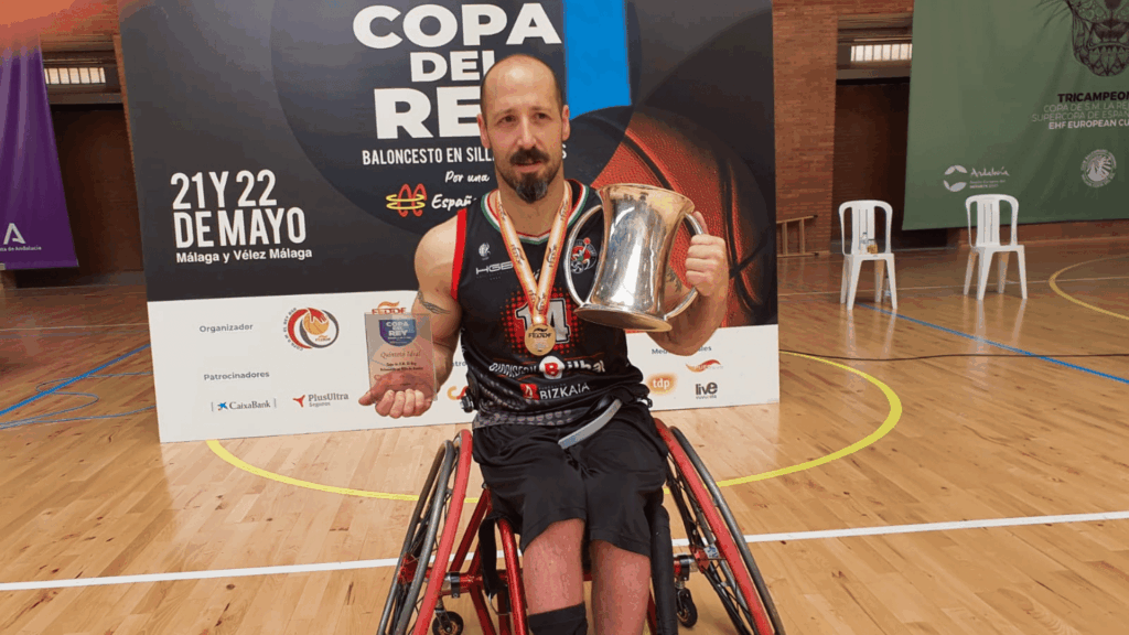 David Mouriz, el ‘cañonero’ del basket en silla que nunca se rinde ni caduca