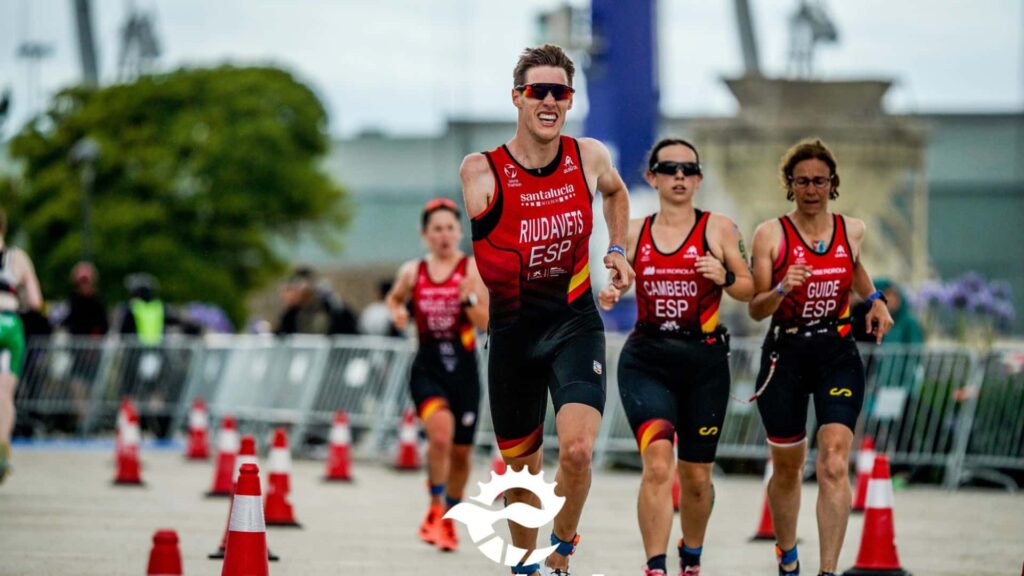 Nil Riudavets se da una nueva oportunidad en el triatlón