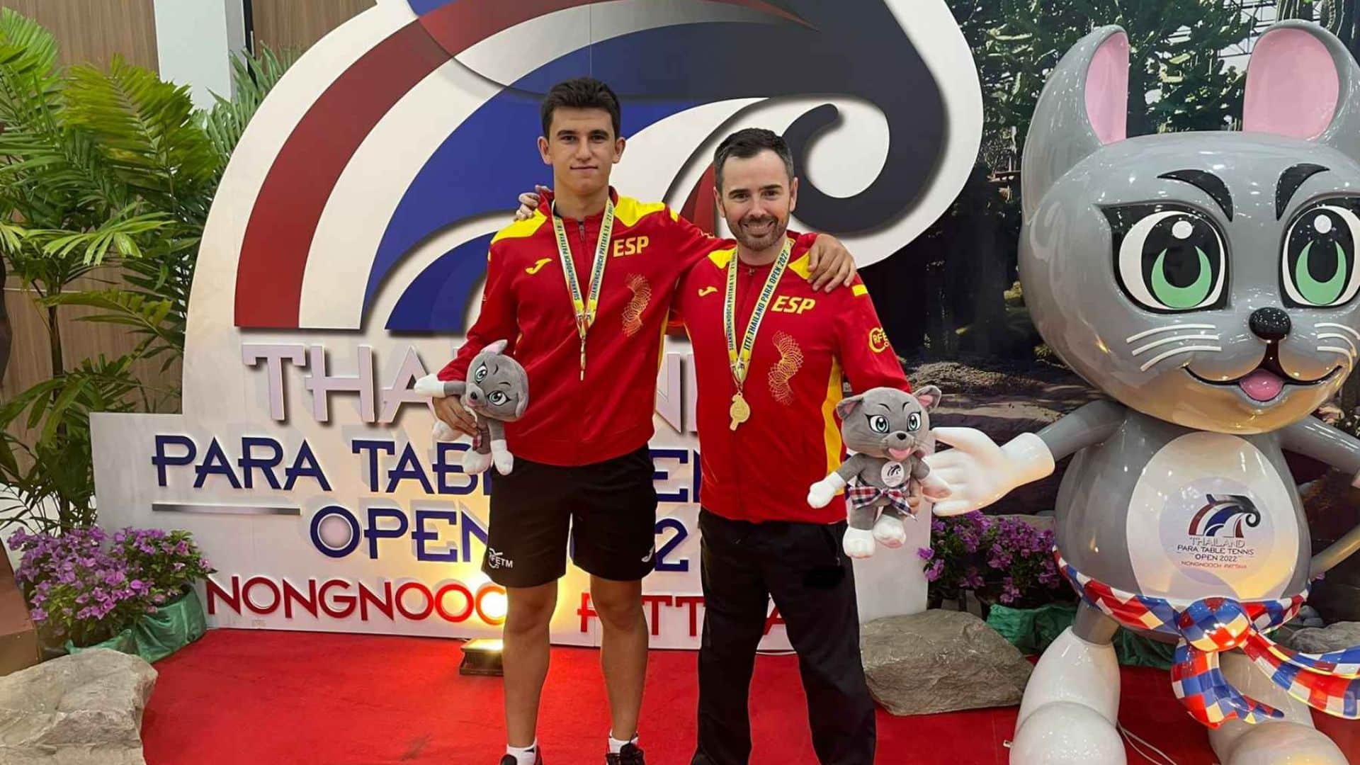 Álvaro Valera y Ander Cepas conquistan el oro en el Open de Tailandia