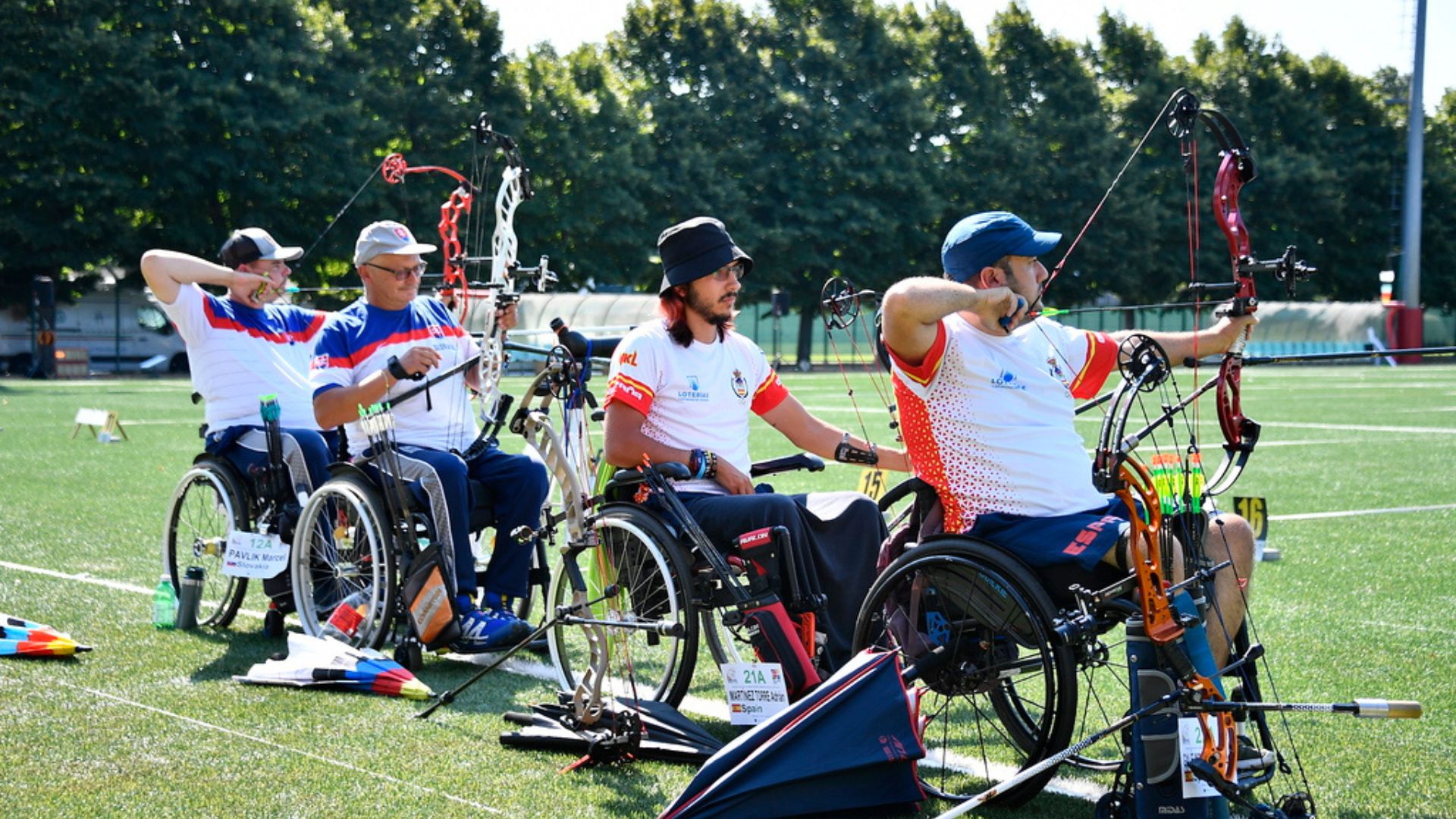 Fernando Galé y Adrián Martínez, plata continental en tiro con arco