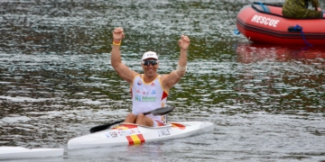 Juan Valle se proclama campeón del mundo en kayak KL3