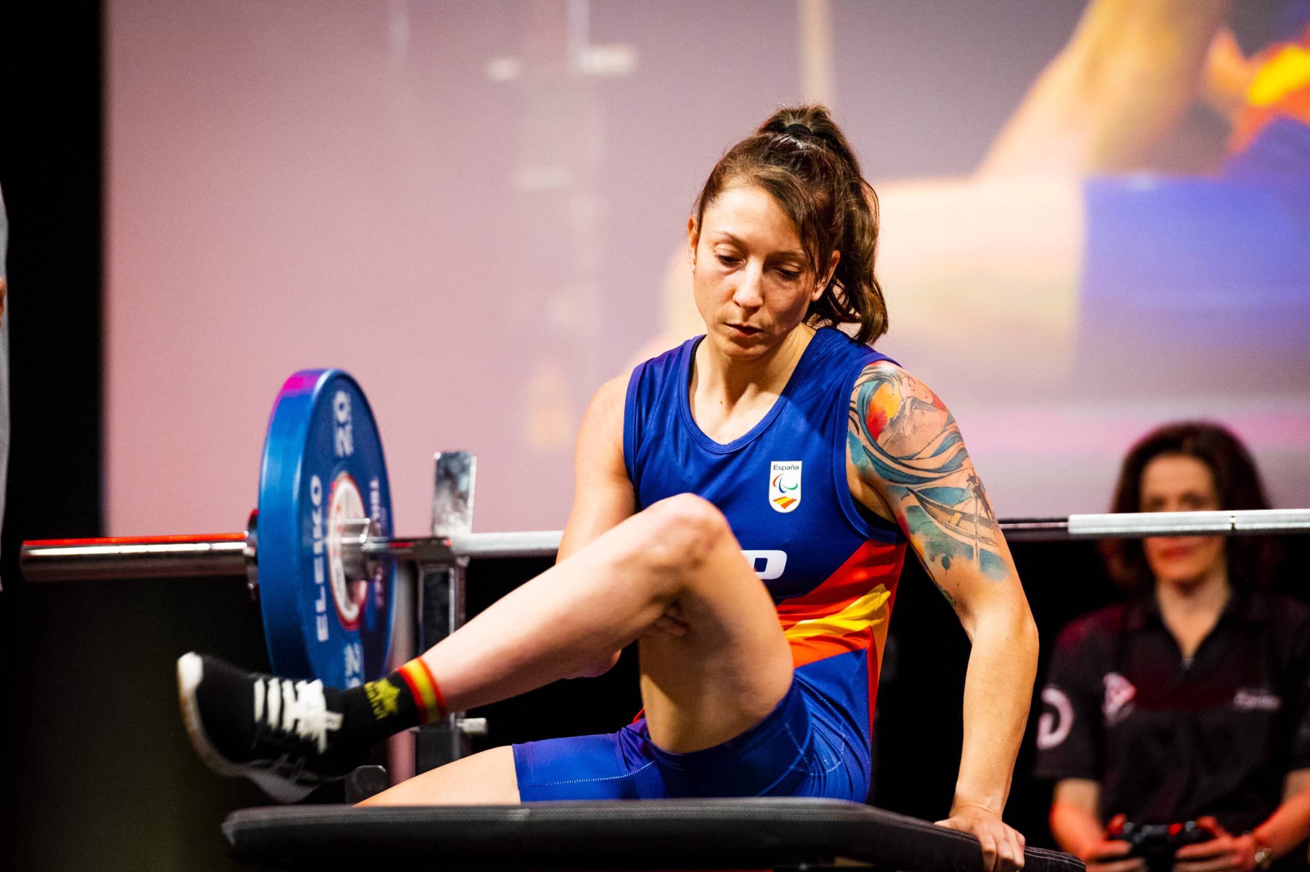 Isabel Fernández, la soldado que reina en katas y despunta en press banca