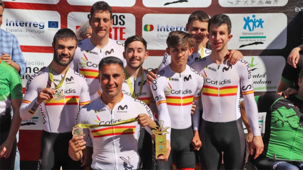 Una docena de medallas para el equipo español de ciclismo en Extremadura