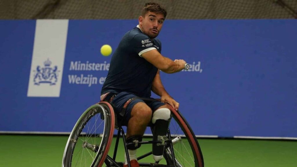 Martín de la Puente, un maestro de dobles en tenis en silla
