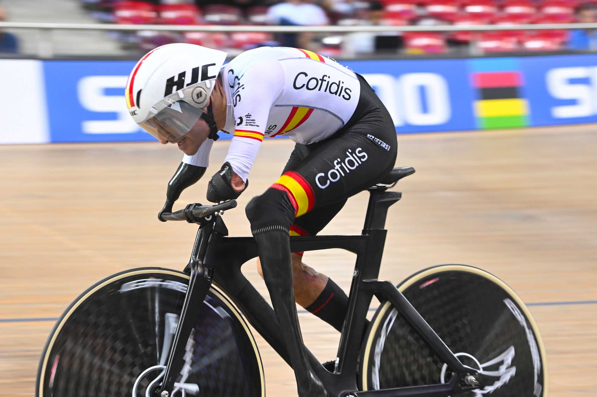 Ricardo Ten, un año 'cum laude' sobre la bicicleta