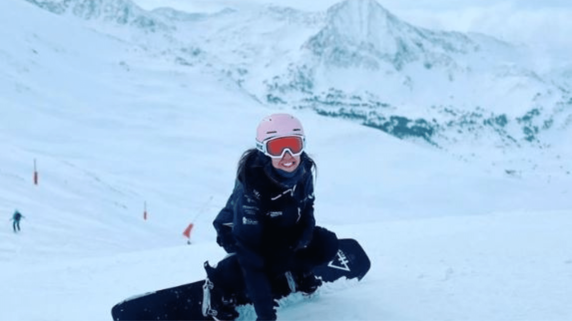 Raquel Martínez, una 'rider' aguerrida y tenaz sobre la nieve
