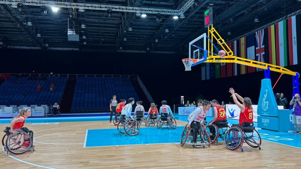 China descose a una España que suma su segunda derrota en el Mundial
