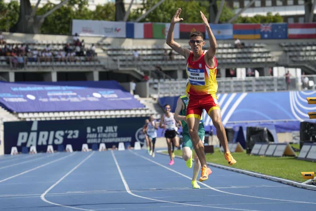 Yassine Ouhdadi se corona campeón mundial en 5.000 metros