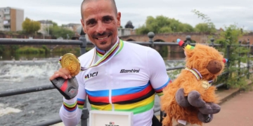 Sergio Garrote retiene el maillot arcoíris en la contrarreloj en handbike