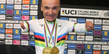 Un imparable Ricardo Ten, rey mundial del scratch y del ómnium