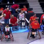 España lame sus heridas con un contundente triunfo ante Letonia