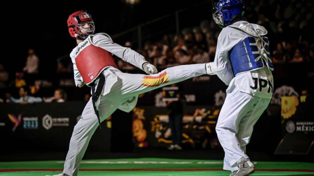 Patadas de plata de Joel Martín en el Grand Prix de México