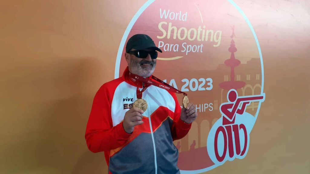 Ager Solabarrieta, bicampeón del mundo en carabina para ciegos