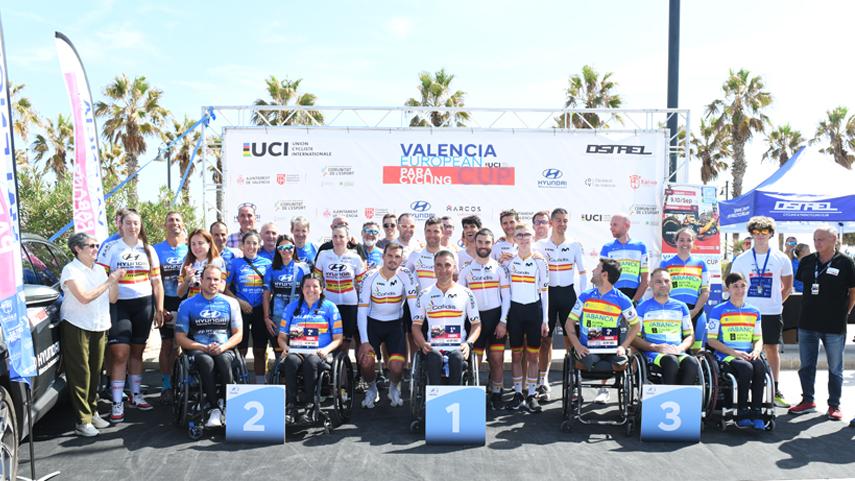 El ciclismo español se exhibe en la Copa de Europa de Valencia para cerrar el curso