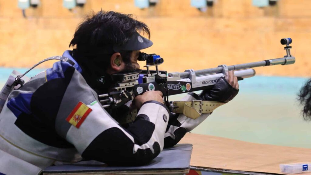 Juan Saavedra conquista el oro en la Copa del Mundo de Nueva Delhi