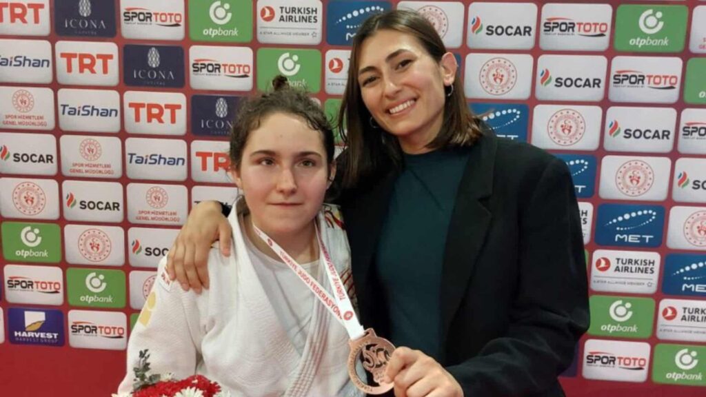 Bronce de María Manzanero en el Grand Prix de Turquía