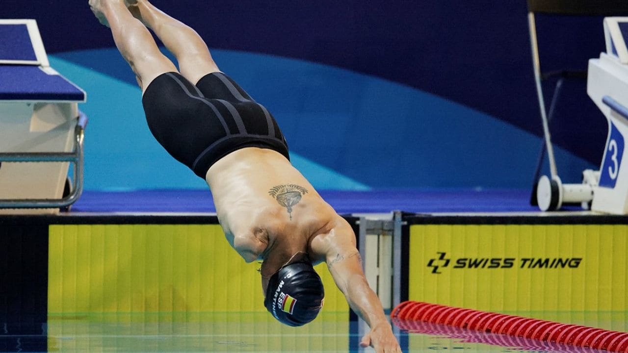 Carlos Martínez, gran corazón y compromiso ilimitado en el agua