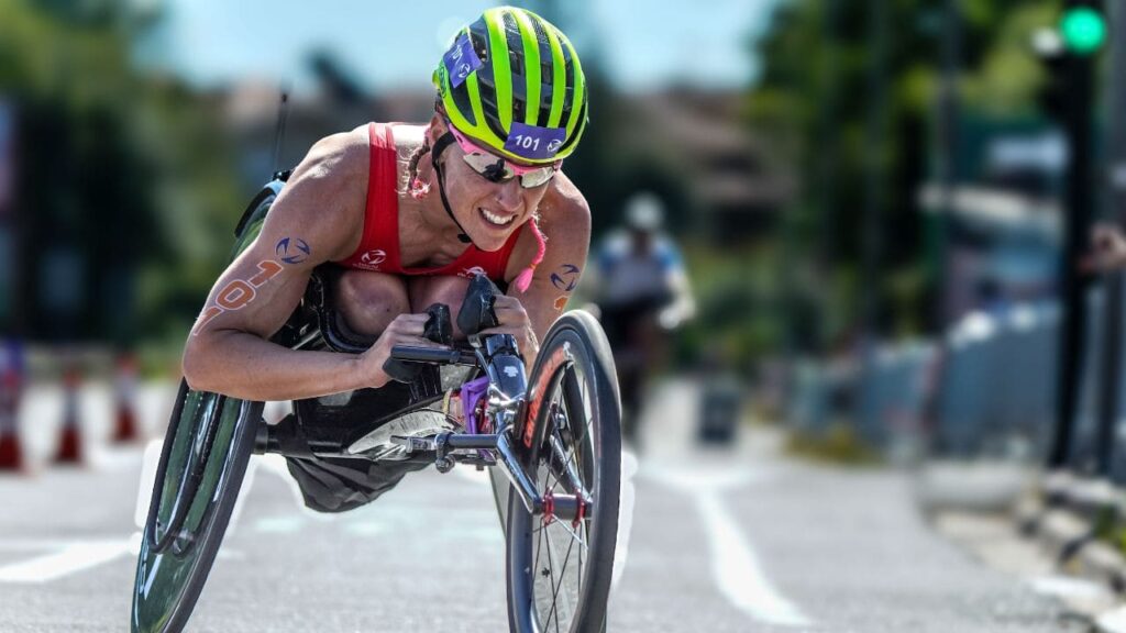 Eva Moral, una madre coraje en la élite del triatlón